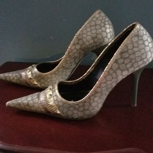 Size 6 Green Printed with Gold Italian 6in Heels